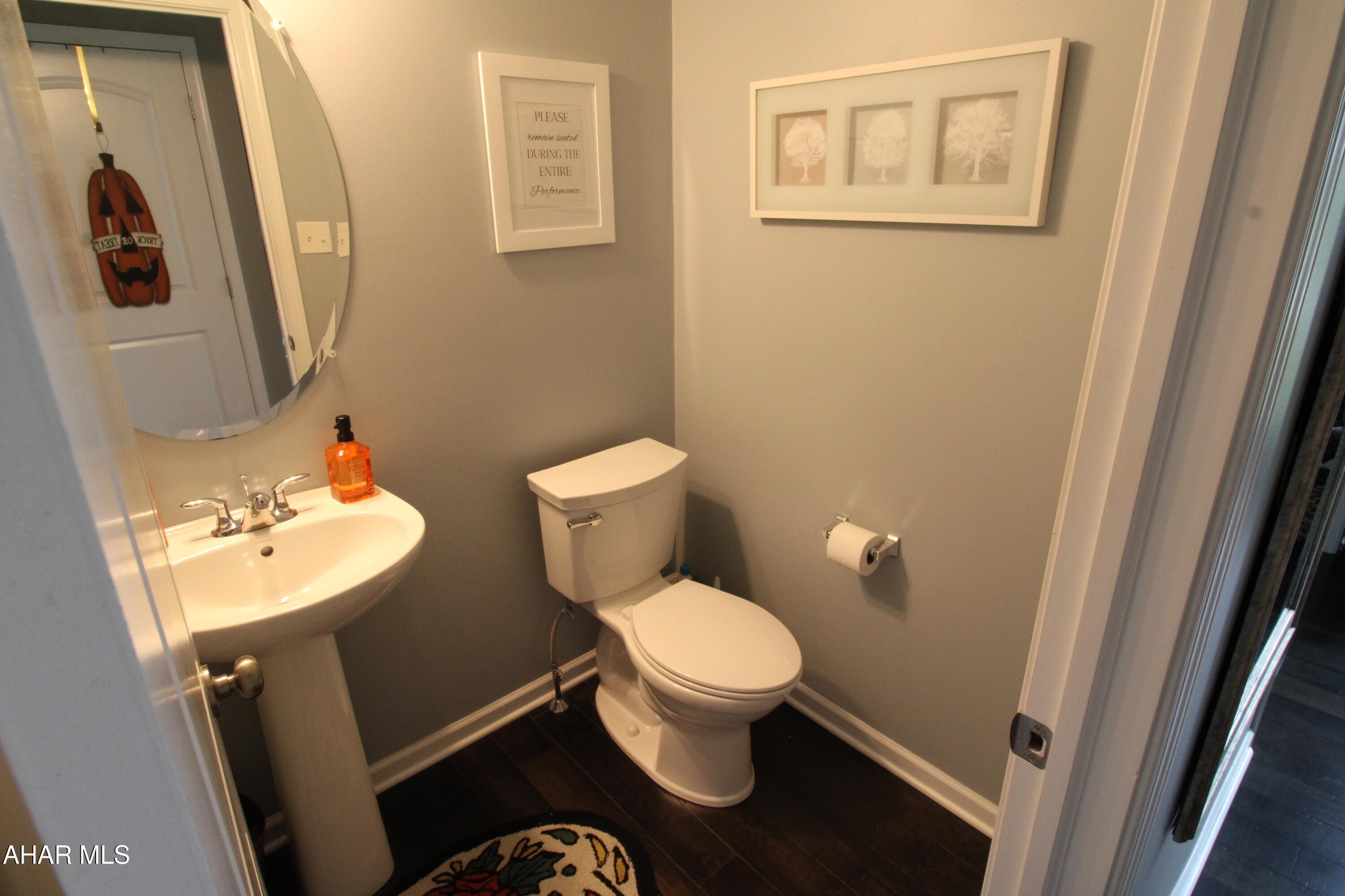 Rolling Hills - Residential