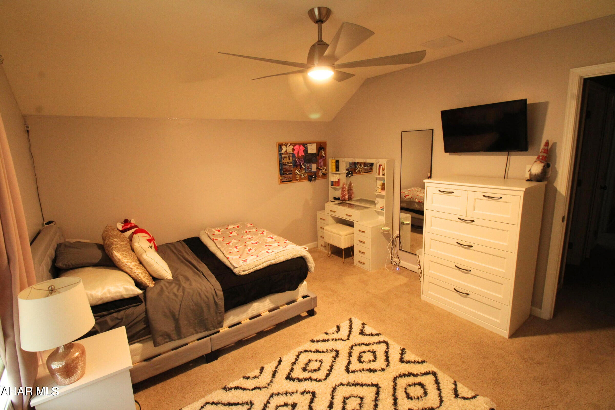 Rolling Hills - Residential