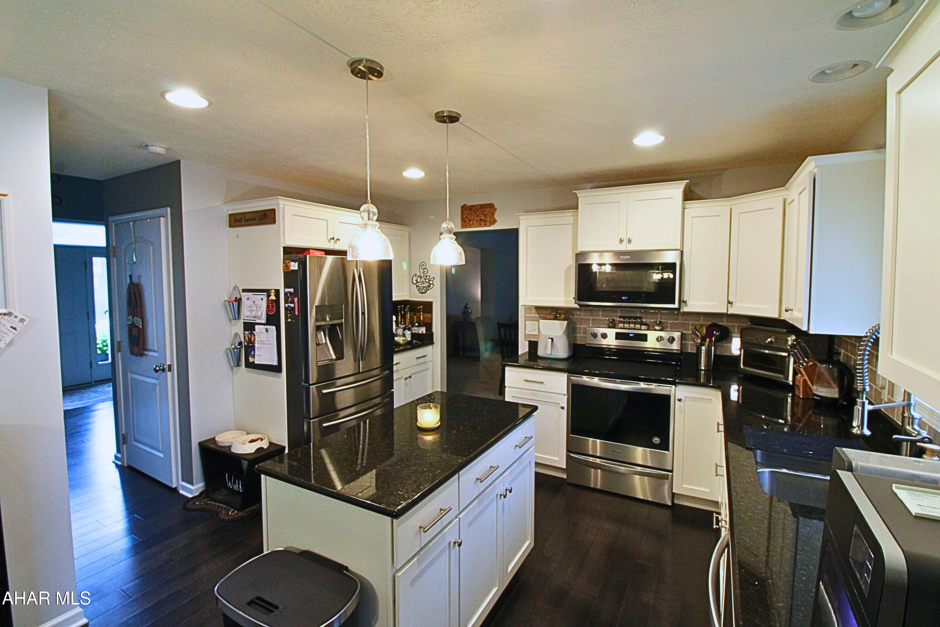 Rolling Hills - Residential