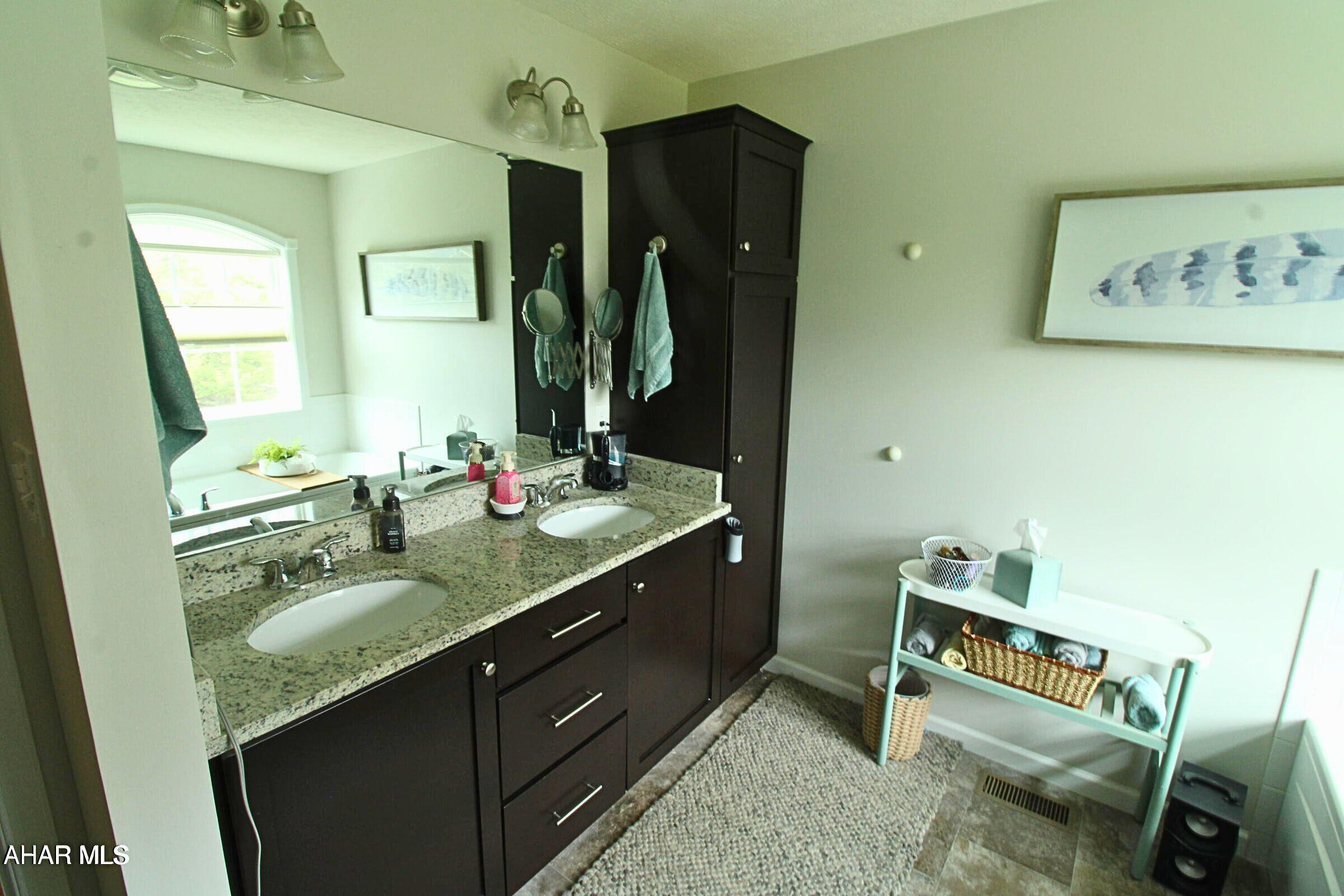 Rolling Hills - Residential