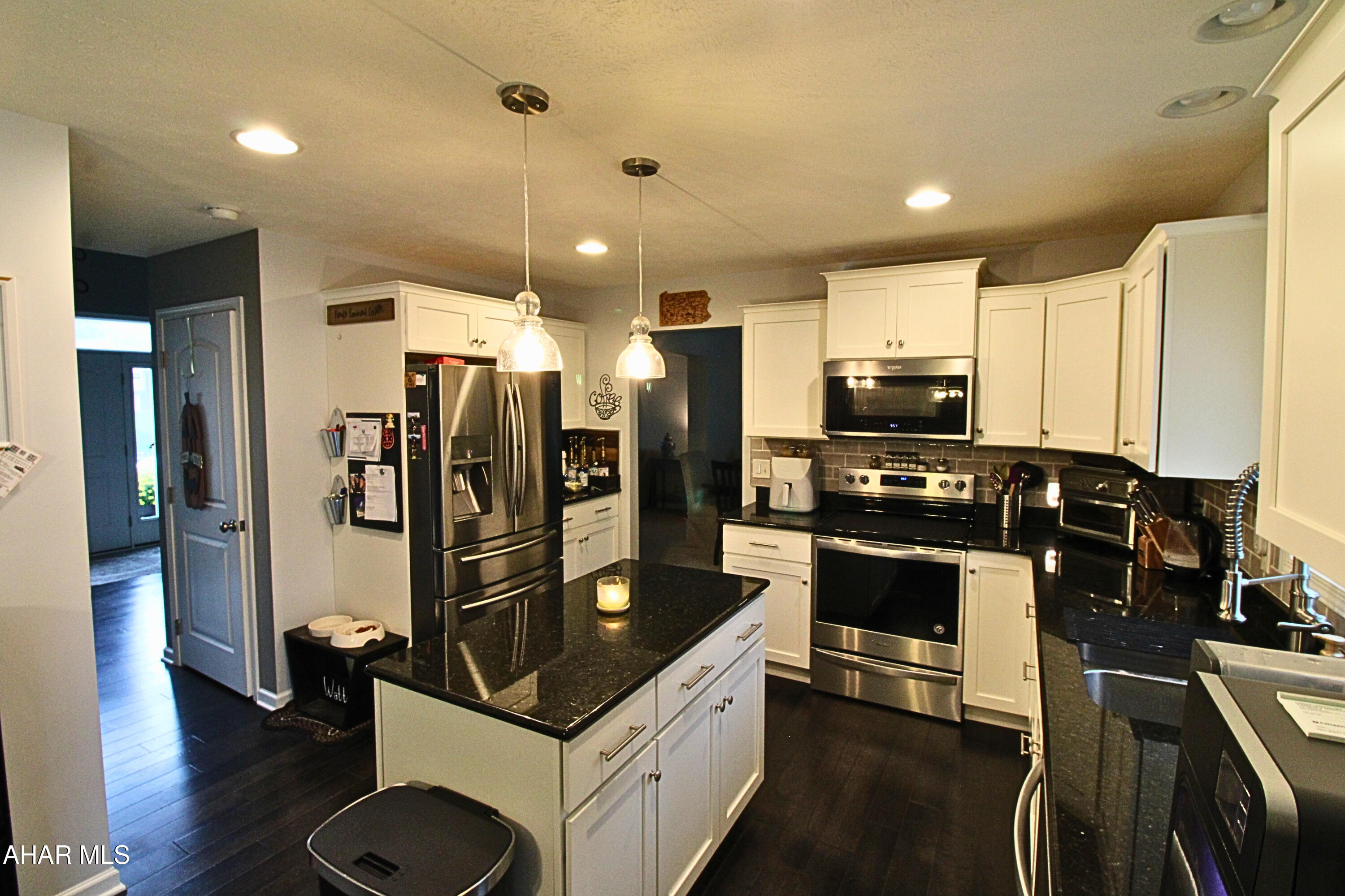 Rolling Hills - Residential