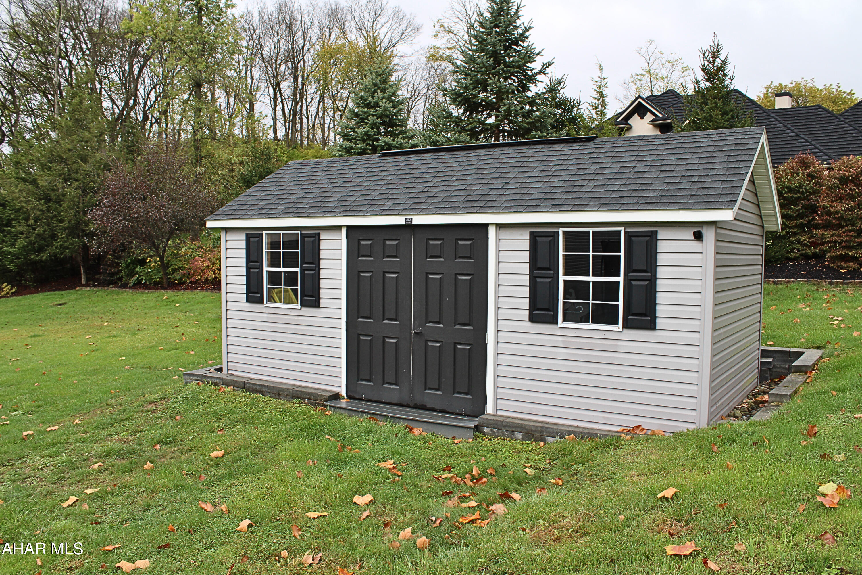 Rolling Hills - Residential