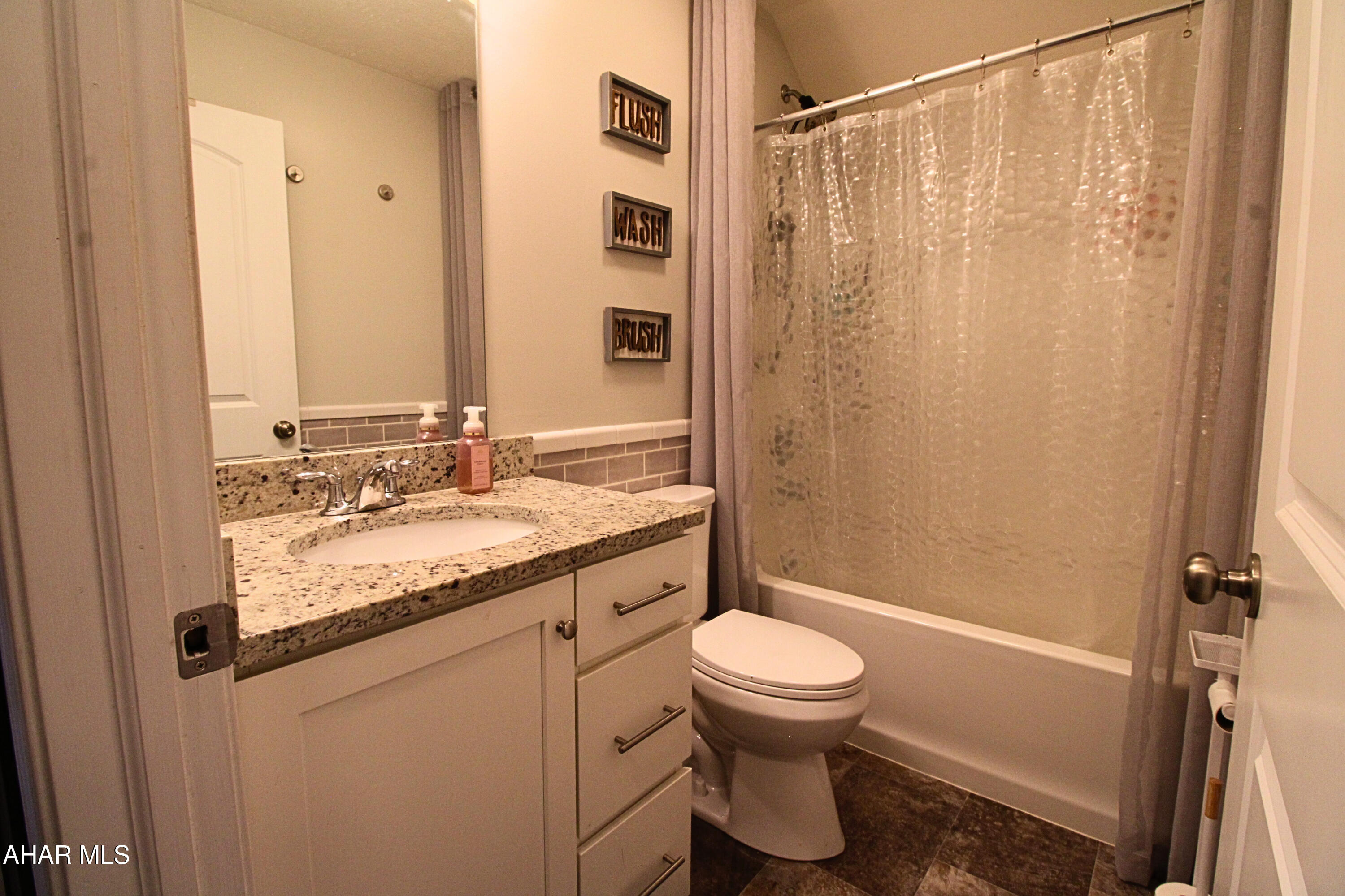 Rolling Hills - Residential