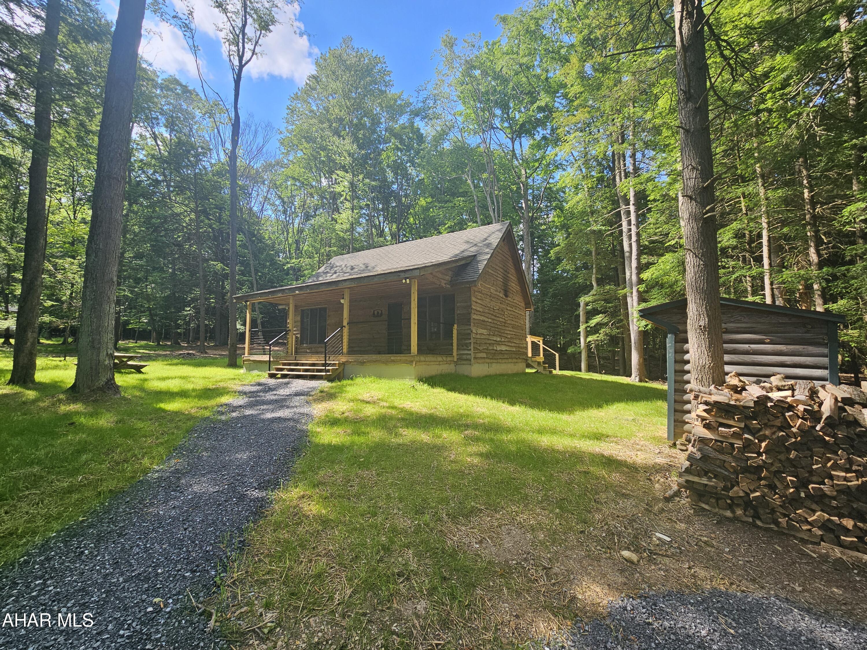 Glendale Yearound - Residential