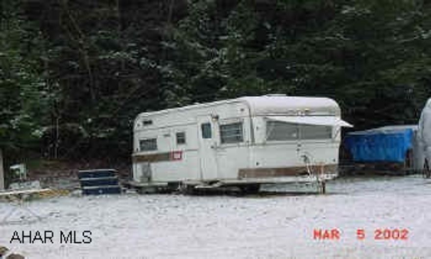 Camper on owned lot in Glendale Yearound Good starter for camping , level lot with lots of sun, close to Prince Gallitzen State Park.  Offers all the Amenities of Glendale Yearound.  Make us an Offer