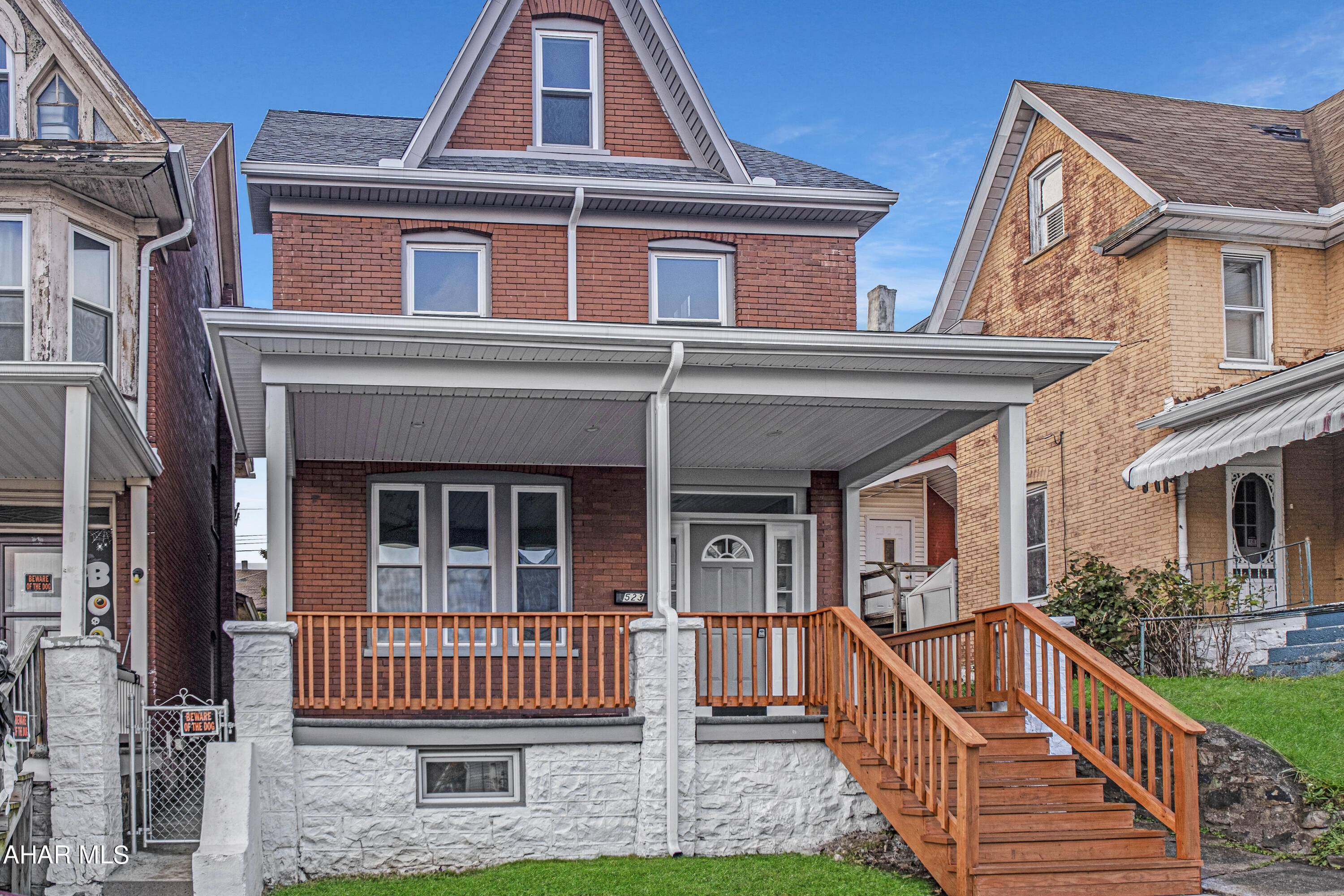 Juniata - Residential