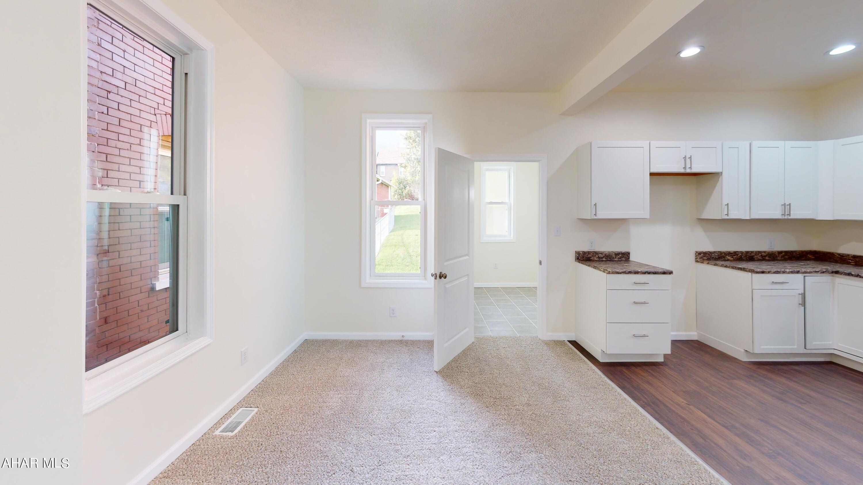 Juniata - Residential