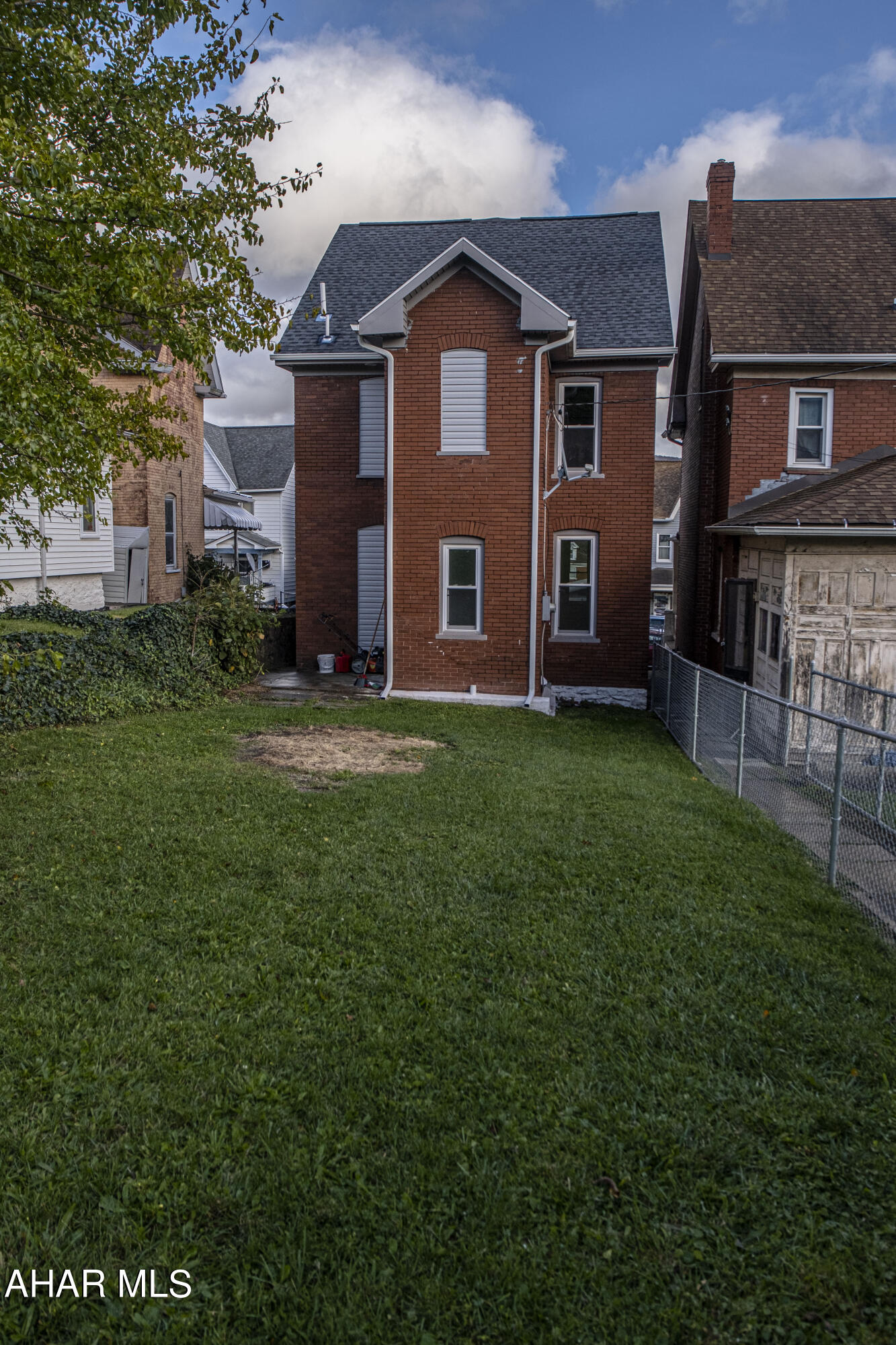 Juniata - Residential