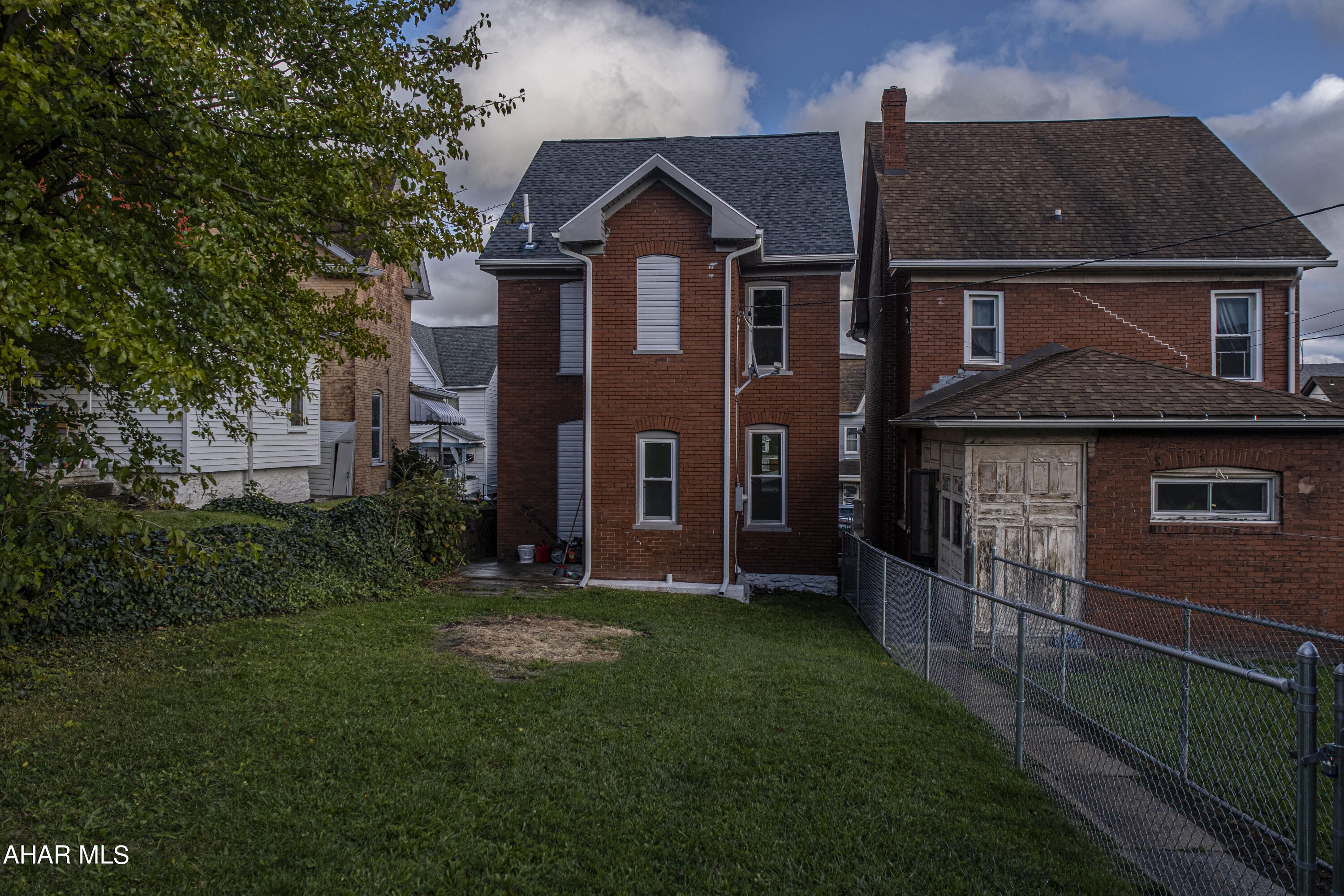 Juniata - Residential