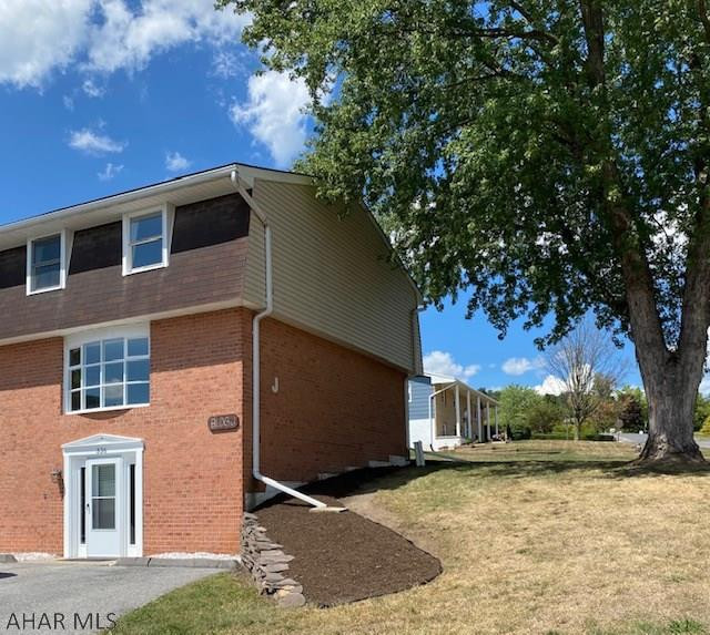 Maple Hollow - Residential