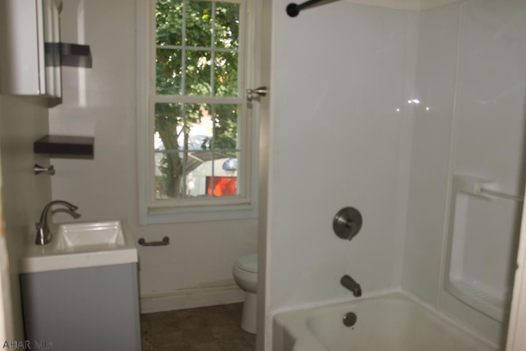 Juniata - Residential Income