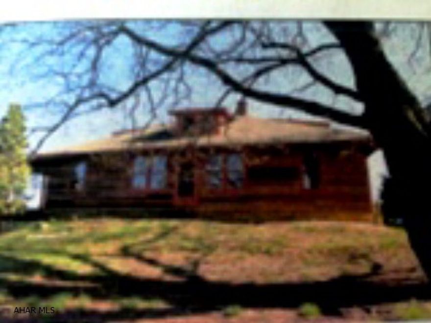 50 tillable acres, large barn, farm house