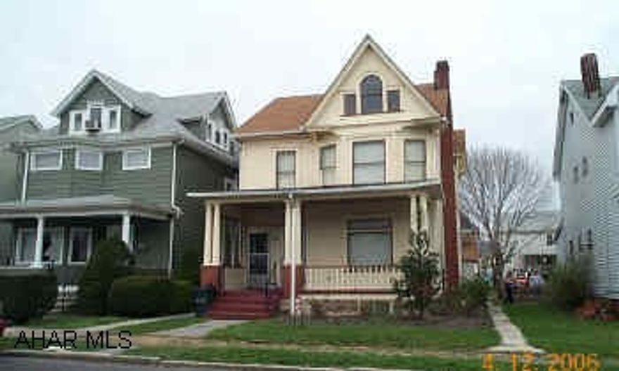 College Rental - 2 students per unit - seperate utilities