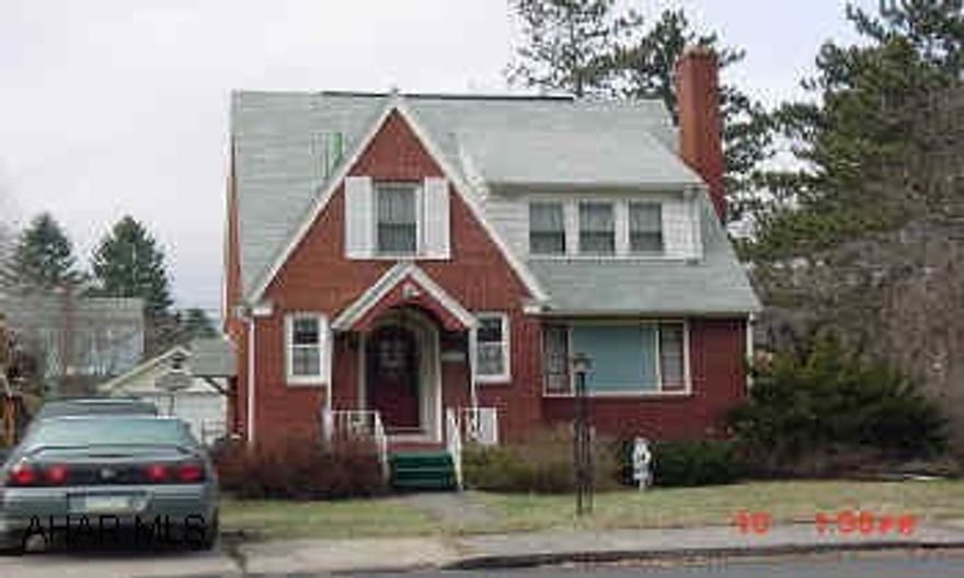 2 Story Brick, 3+ Bed rooms, 1 3/4 Baths, Living room w/ FP, 2 Single Car garages, nice back yard w/ Barbeque, Just minutes from Penn State Campus 2 Story Brick, 3= Bed rooms, 1 3/4 Baths, Living room w/ Fireplace, 2 Single Car Garagees, nice back yard w/ Barbeque, Just minutes from Penn State Campus.