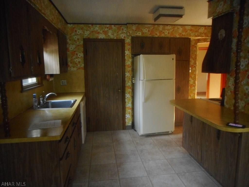 Unknown - Residential