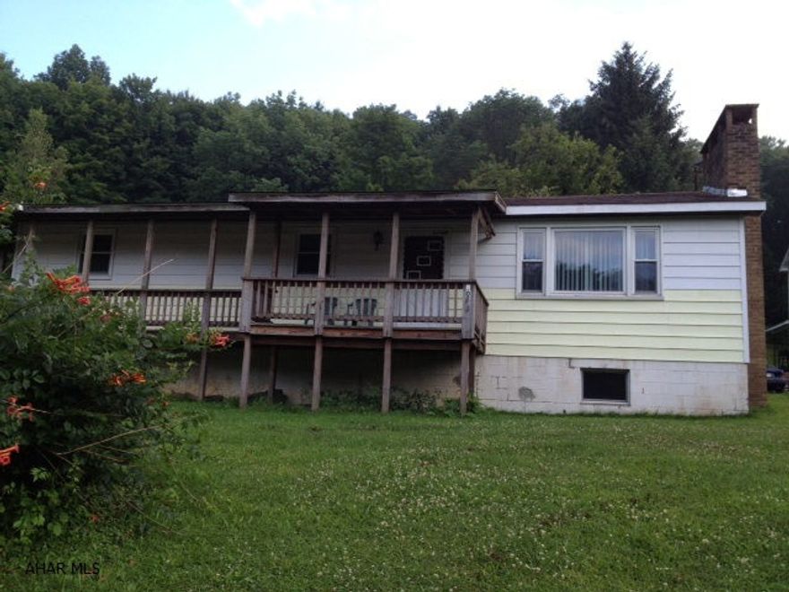 Great condition home   1 story 3 bedrooms  on a large lot...A MUST SEE