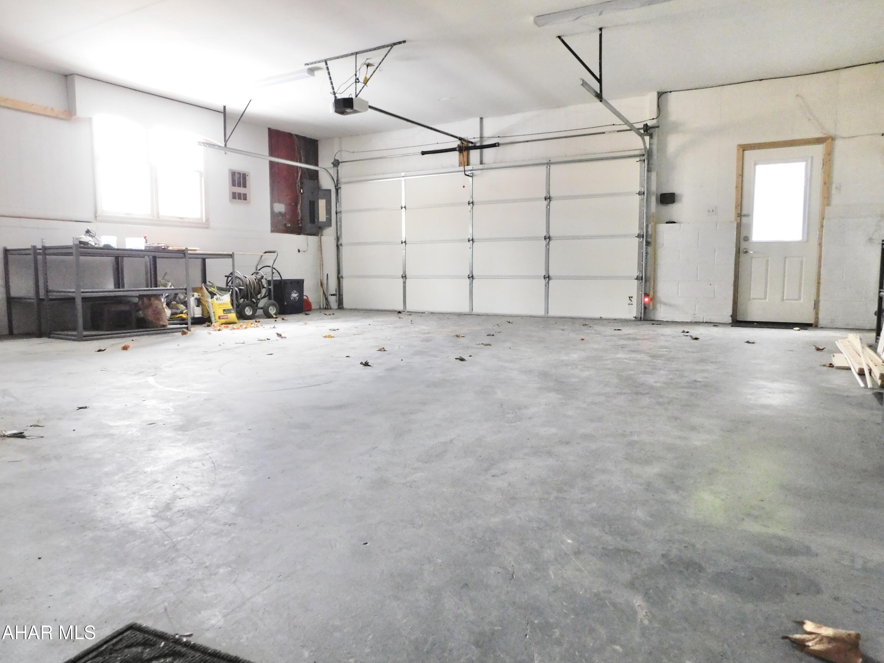 Llyswen - Residential