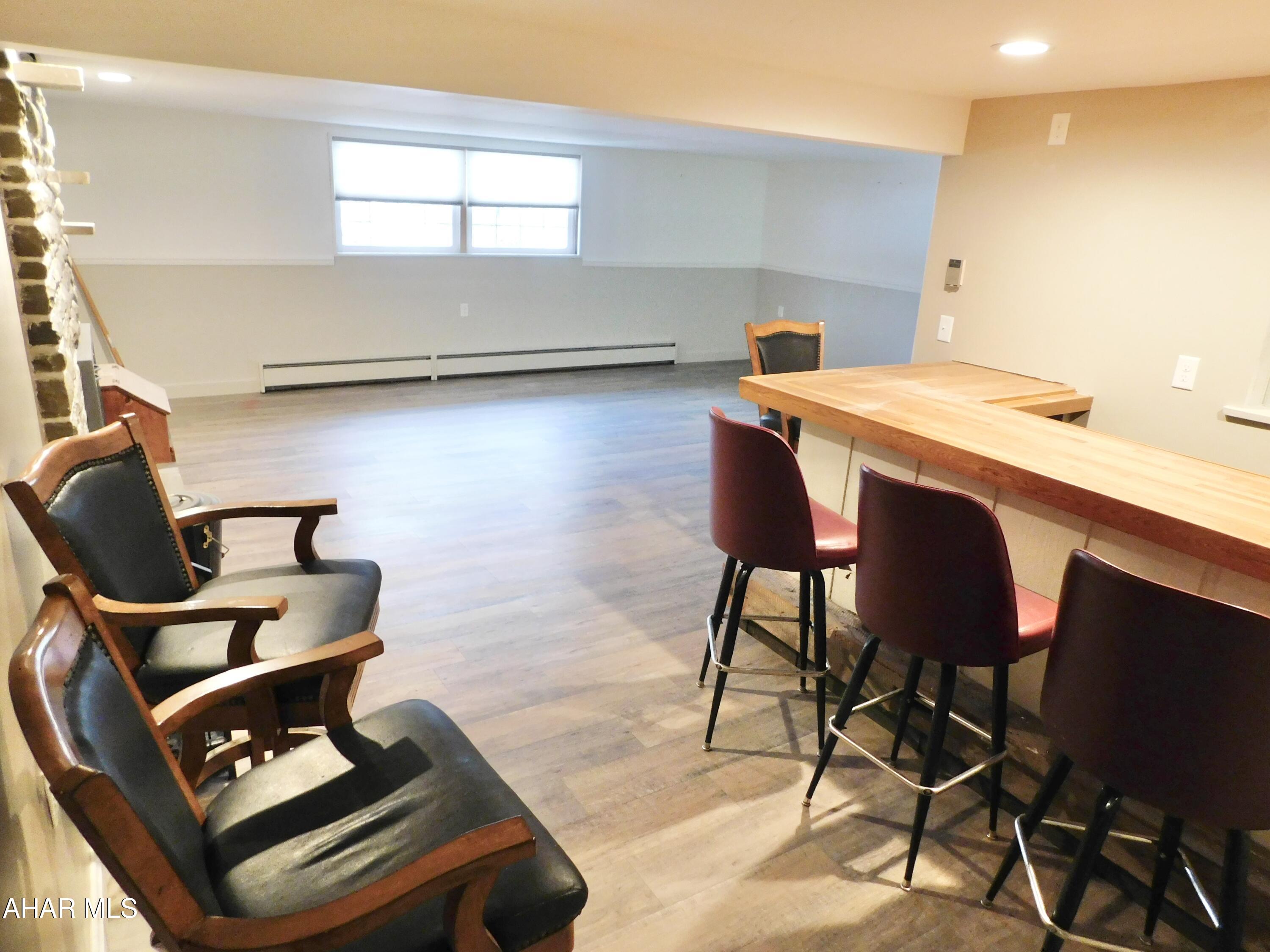 Llyswen - Residential