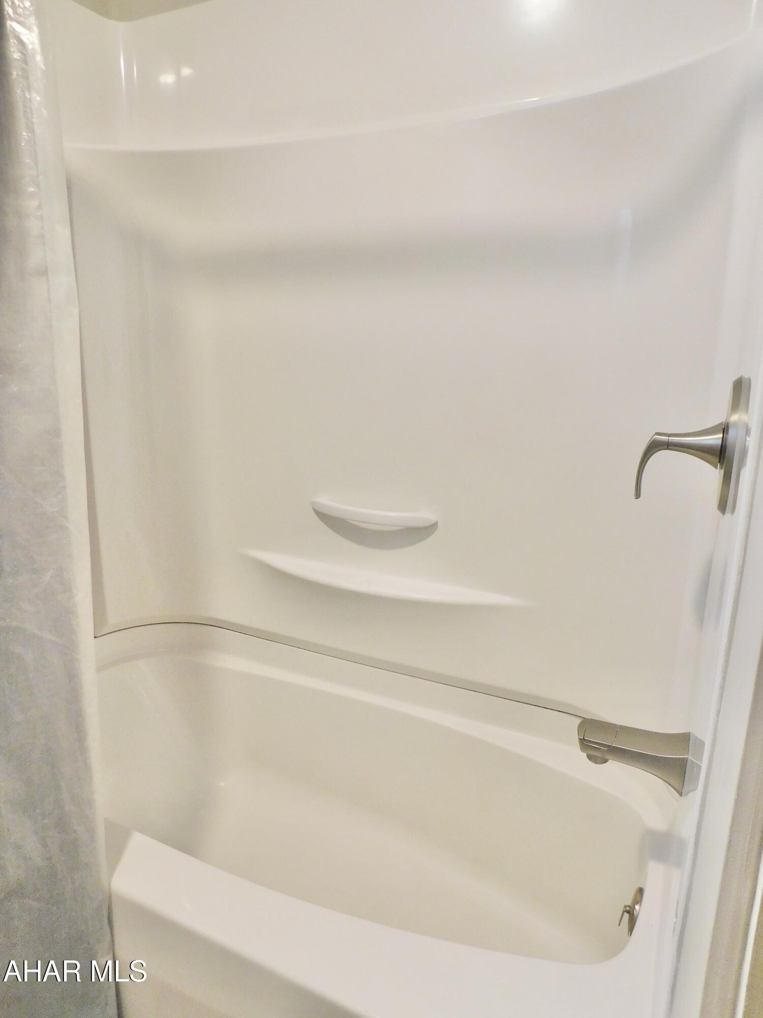 Llyswen - Residential