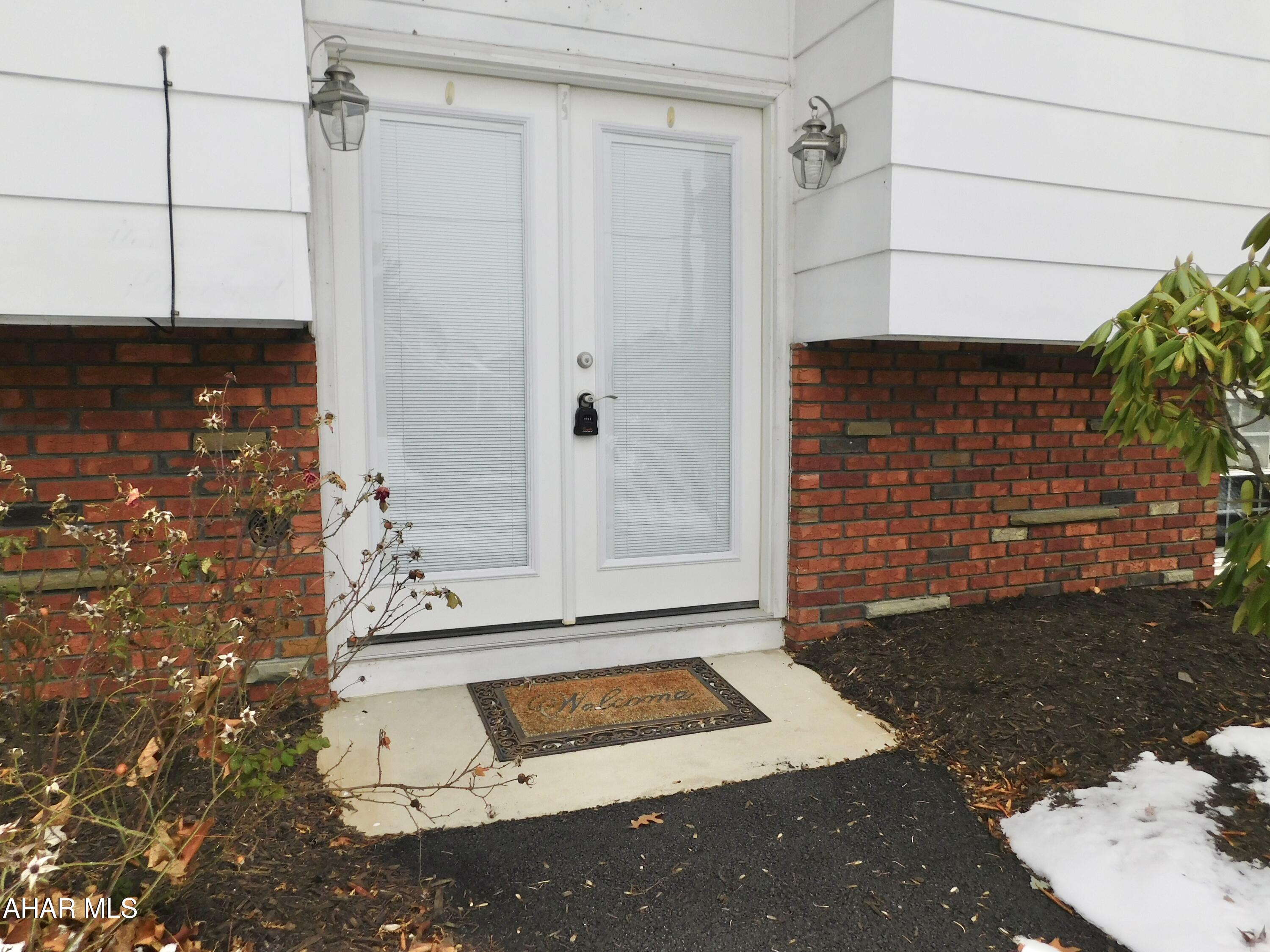 Llyswen - Residential