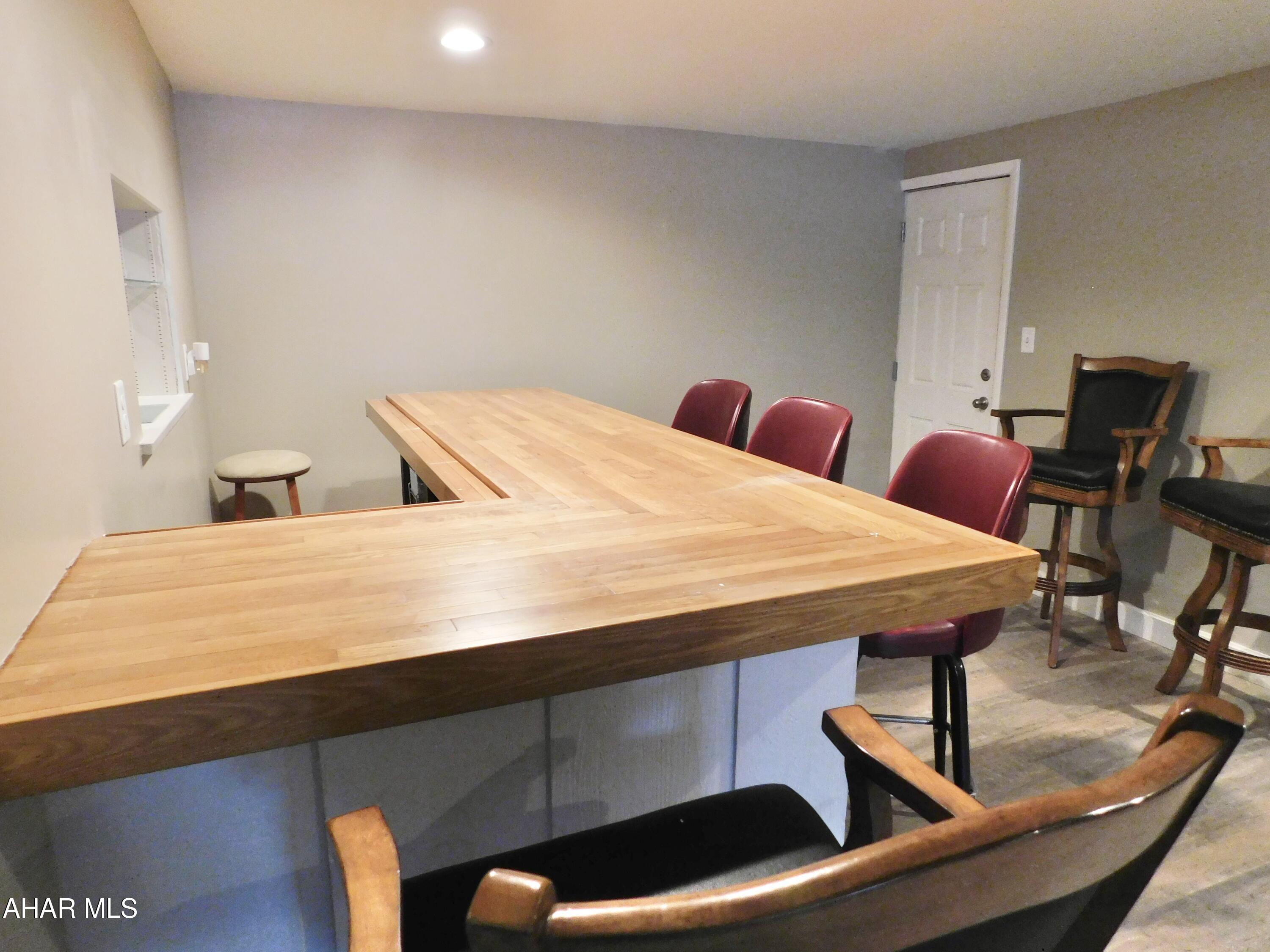 Llyswen - Residential