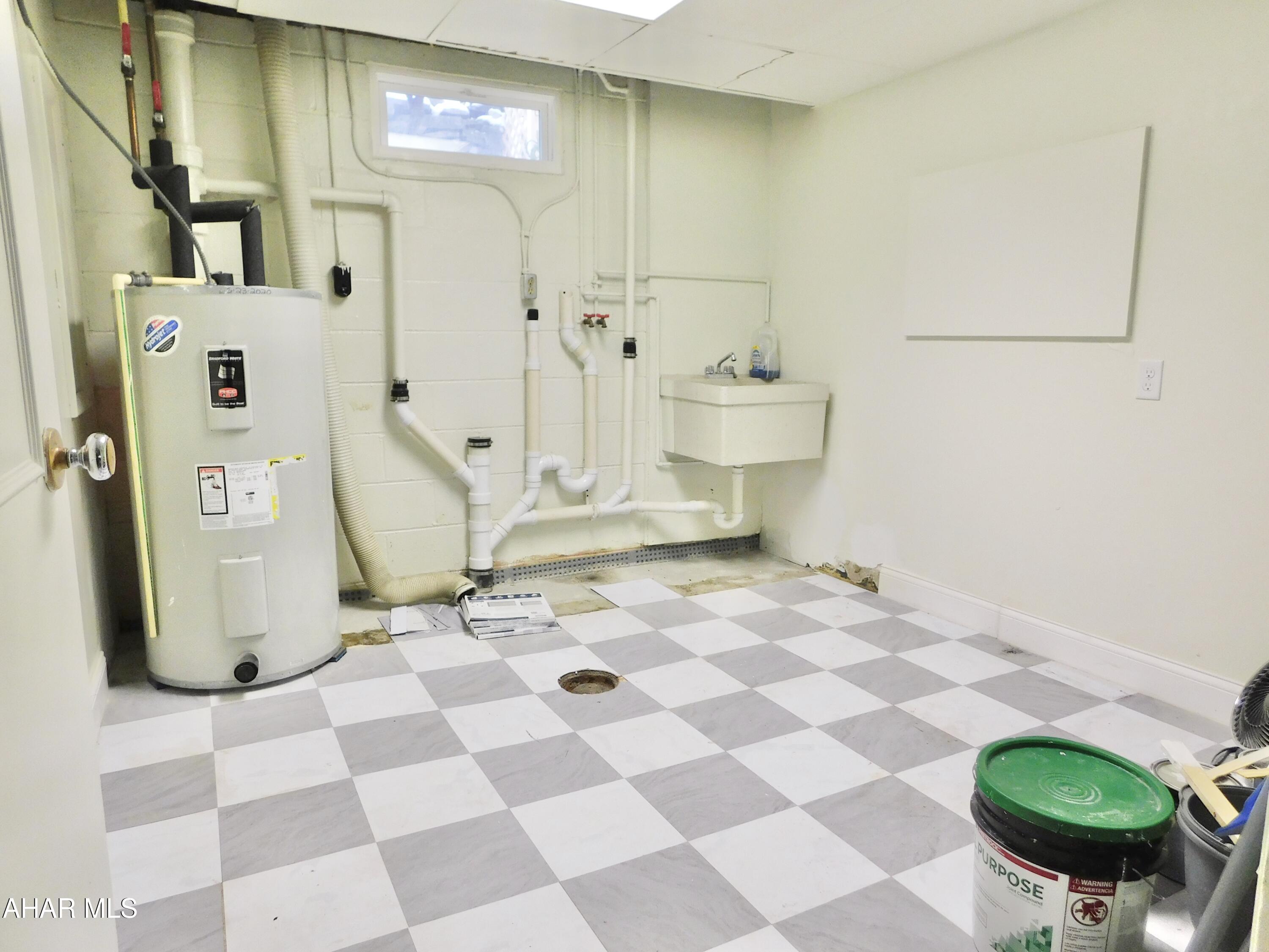 Llyswen - Residential