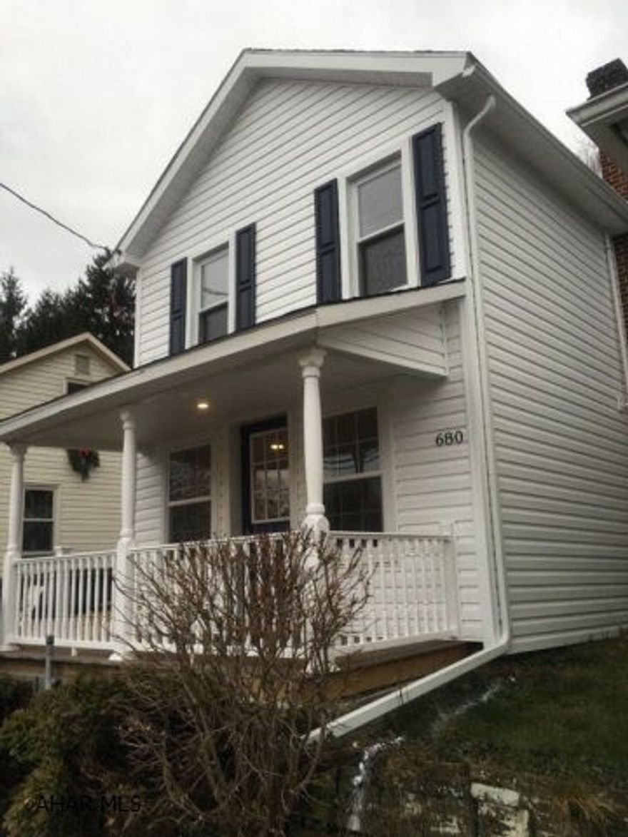 Home has been gutted down to the studs-new windows, siding, roof, carpeting, beautiful kitchen-you name it! Smaller home-but brand new! Must see! Txs only $310/yr-Wow!