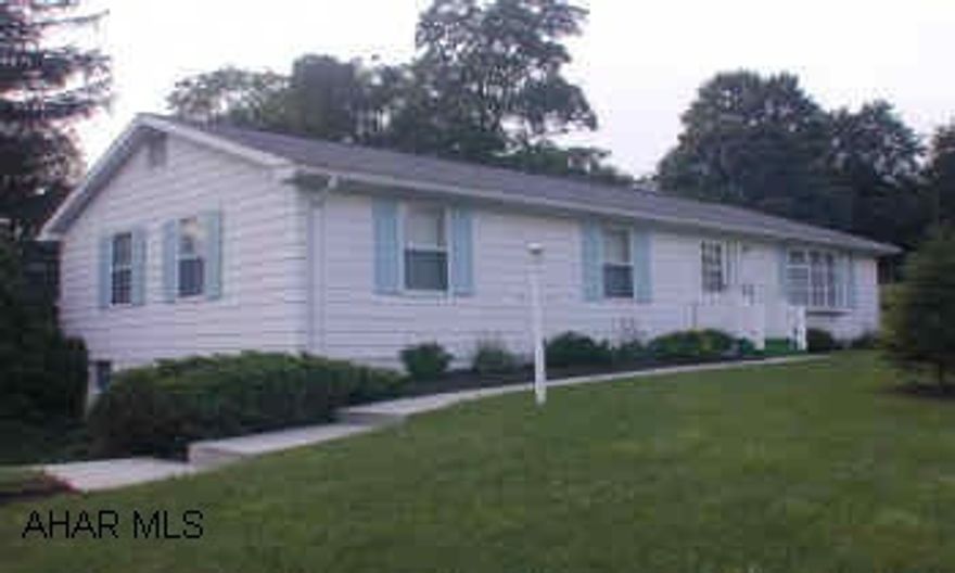 3 Bedroom Ranch Home in Nice Neighborhood.