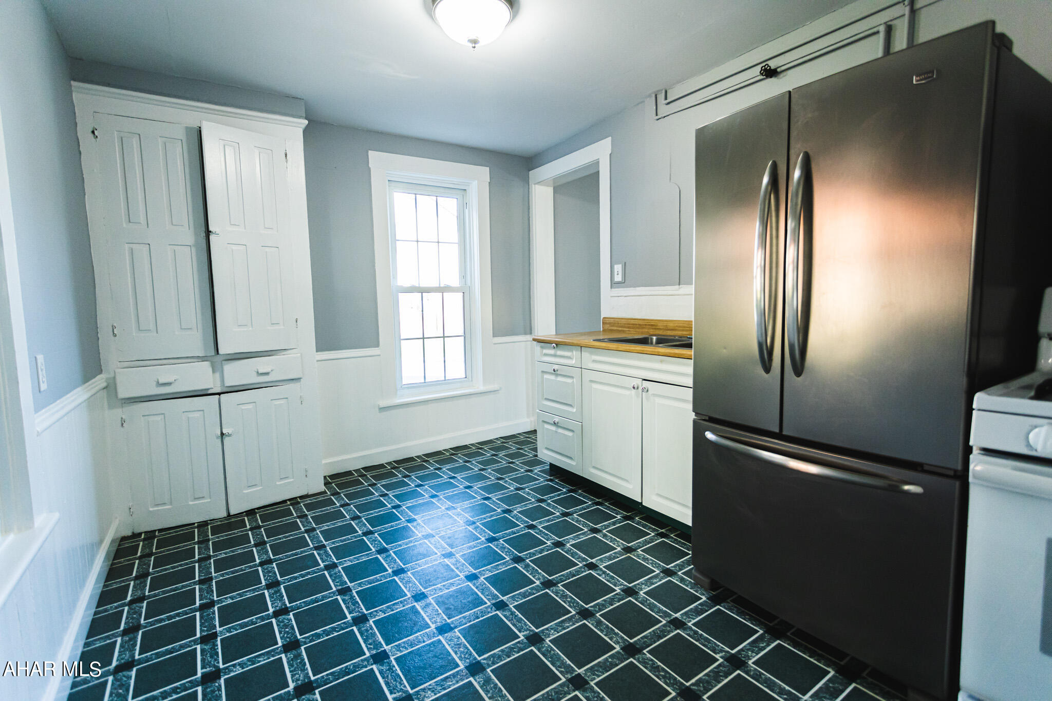 Unknown - Residential