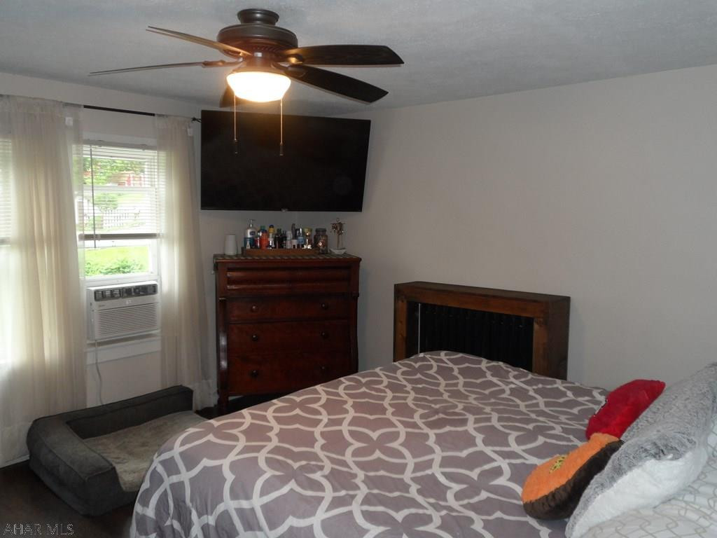 Juniata - Residential