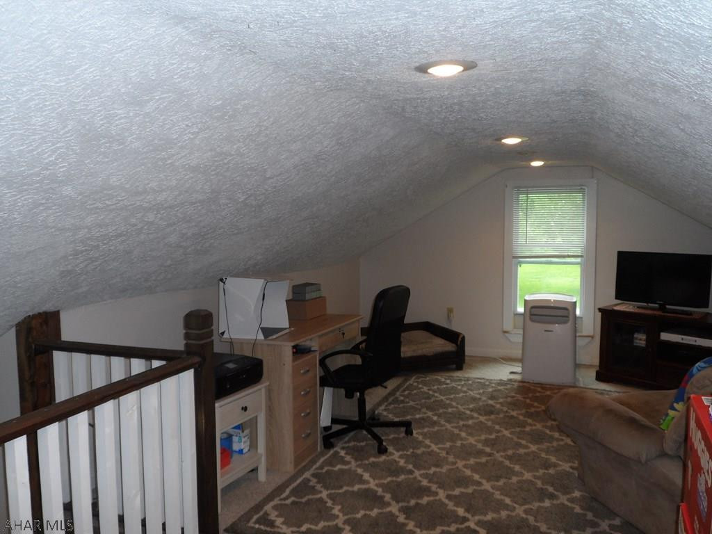 Juniata - Residential