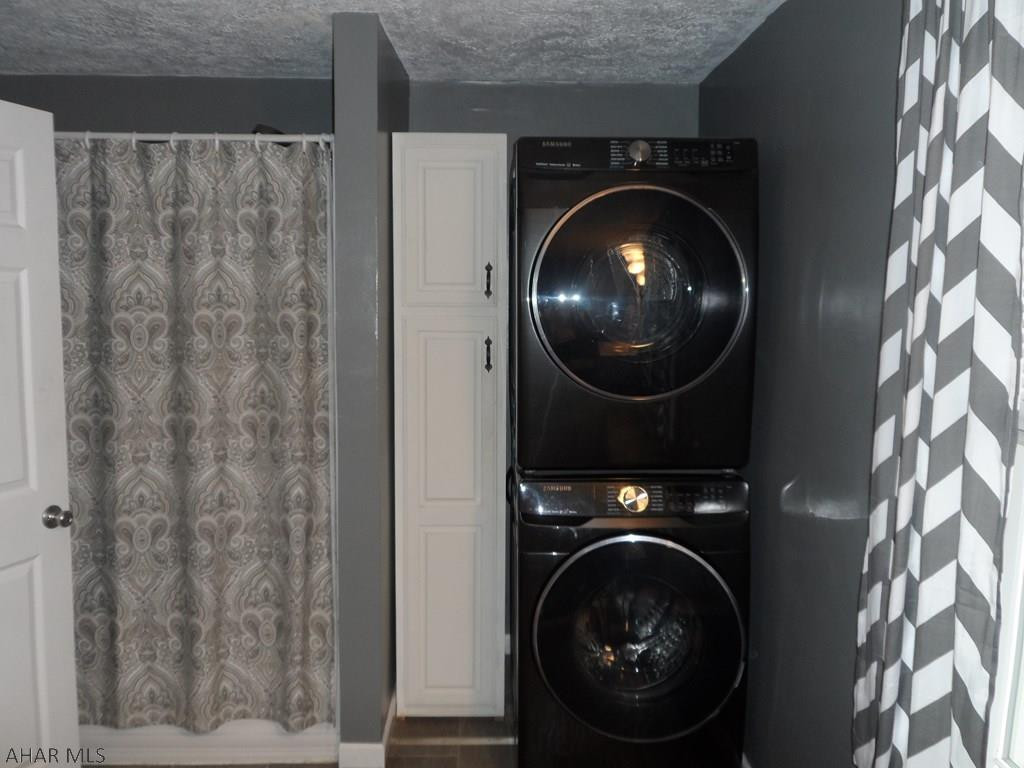 Juniata - Residential