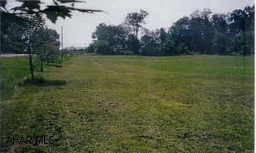 PENNINGTON RD. WARRIORS MARK. LOT 2 & 3 OF THE DURBIN SUBDIVISION. 6 ACRES. DRIVEWAY. NEW TREES. CONTACT SUSAN 935-8252 OR 946-4343 EXT. 141 FOR INFO & PLOT PLAN. PERCED. PENNINGTON RD. WARRIORS MARK. LOT 2 & 3 OF THE DURBIN SUBDIVISION. 6 ACRES. DRIVEWAY. NEW TREES. CONTACT SUSAN NARDONE 935-8252 OR 946-4343 EXT. 141 FOR INFO & PLOT PLAN. PERCED.