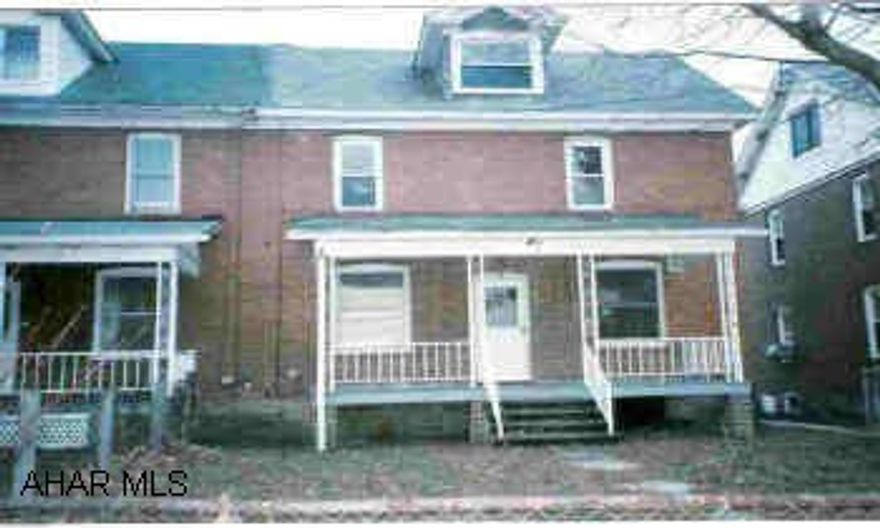 2 story 3 BR, 1 bath brick home. Oil forced air heat. Hardwood floors. priced to sell at $29,500.  2 story 3 BR, 1 bath brick home. Oil forced air heat. Hardwood floors. priced to sell at $29,500.
