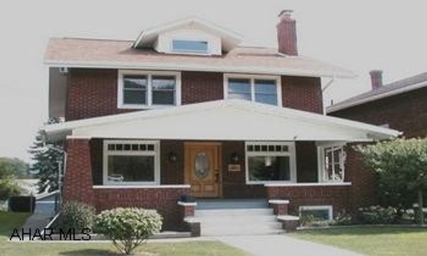 2 STY BRICK LIKE NEW.  TASTEFULLY REMODLED TOP TO BOTTOM.  3 BR, 2 BA,, 1 CAR GAR, DBL DECK.  OPEN FLR PLAN, STONE FP, NEW H W FLRS, CERAMIC TILE & GRANITE.  EXCELLENT MECH.  MSTR BR W/BA + 2 CLOSETS.  GREAT NEIGHBORHOOD! 154K-CALL ELLEN 937-0062 AWSOME 2 STORY BRICK, LIKE NEW.  TASTEFULLY REMODLED TOP TO BOTTOM.  3 BR, 2 BA, 1 CAR GARAGE, DBL DECK.  OPEN FLR PLAN, STONE FP, NEW HARD WOOD FLOORS, CERAMIC TILE & GRANITE.  EXCELLENT MECHANICS. MASTER BR W/BA +2 CLOSETS.  GREAT NEIGHBORHOOD!  154K -  CALL ELLEN  -  937-0062