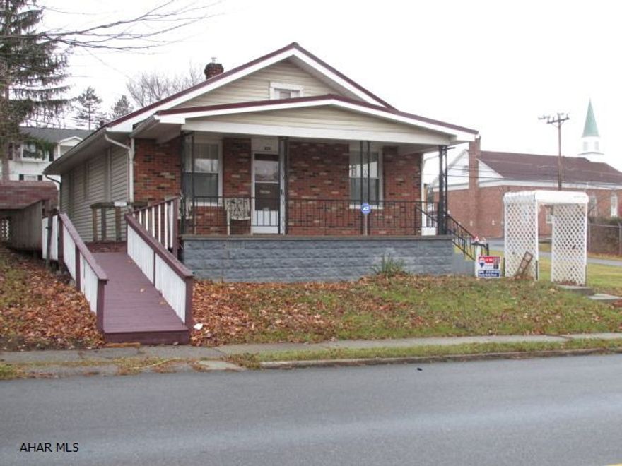 Move-in condition, 1 story close to campus, 2 bedrooms, 1 bath, new laminate flooring, bath fitter shower, handicap accesible, metal roof, new windows, storage shed, high efficiency furnace, off street parking, priced to sell!!!