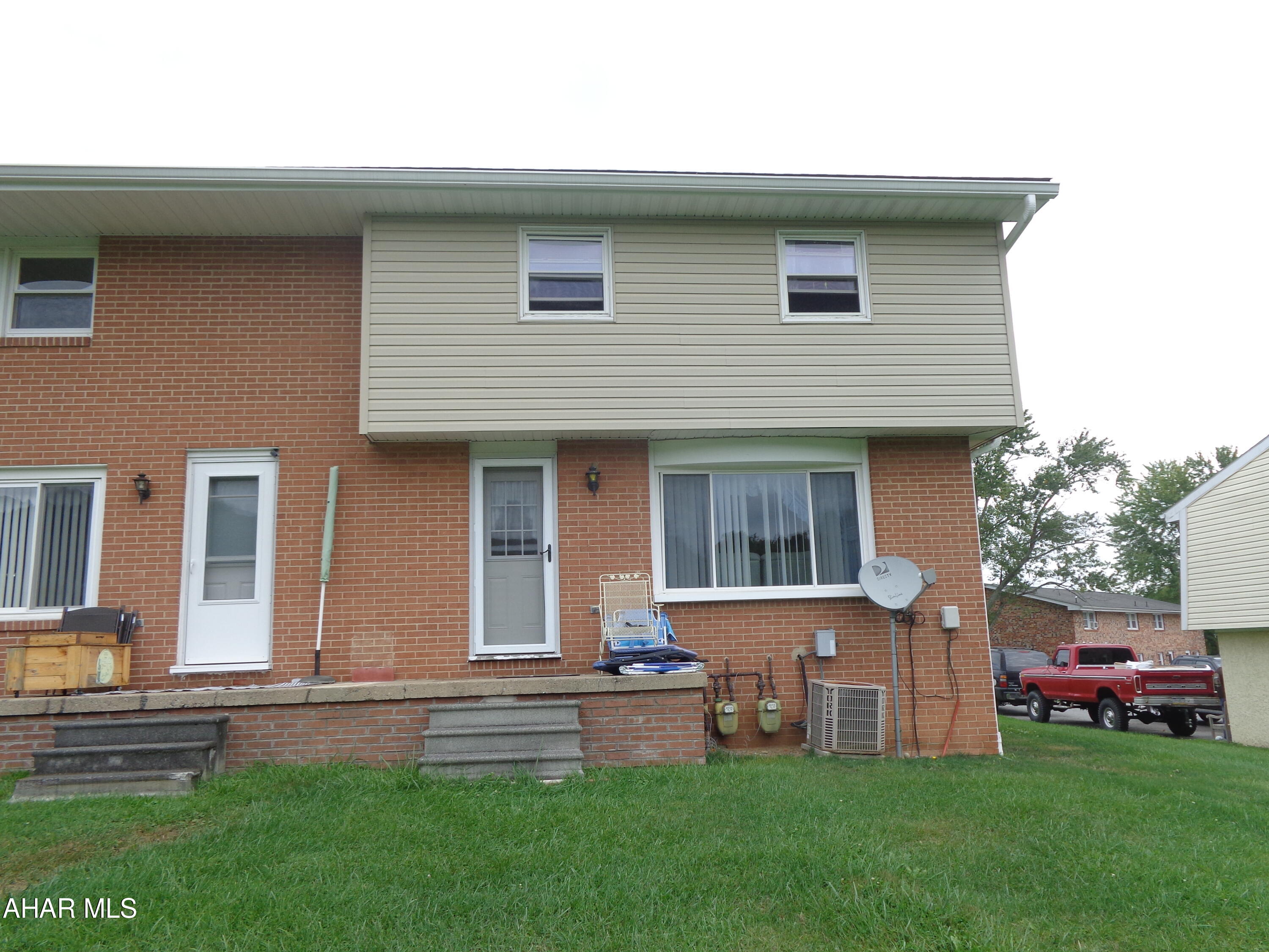 Maple Hollow - Residential