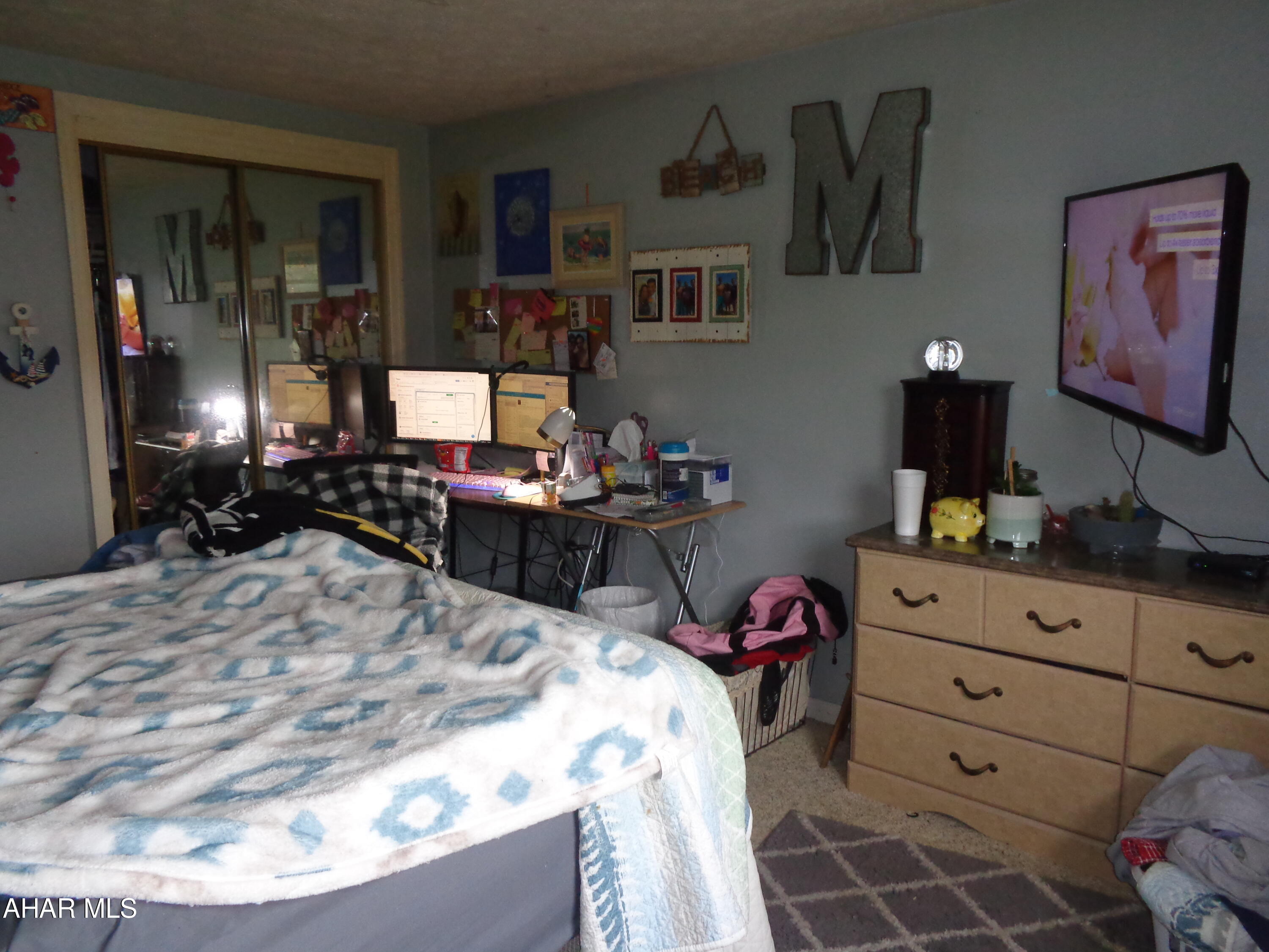 Maple Hollow - Residential