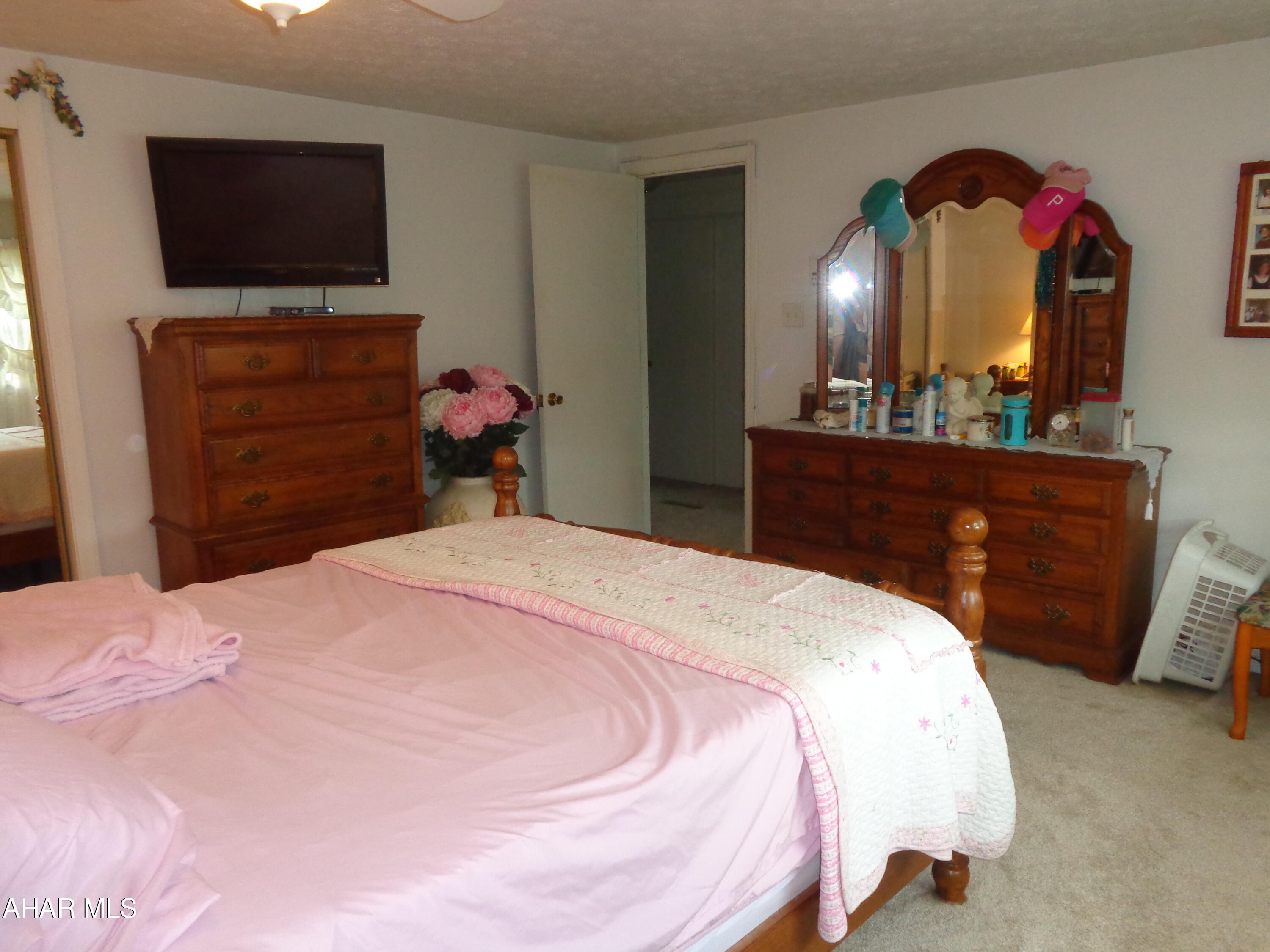 Maple Hollow - Residential