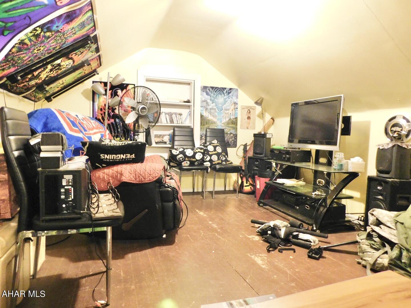 Juniata Gap - Residential