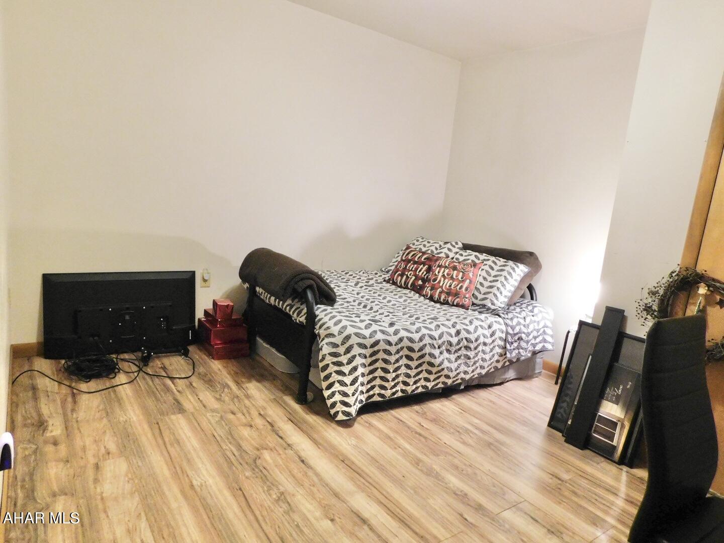 Juniata Gap - Residential