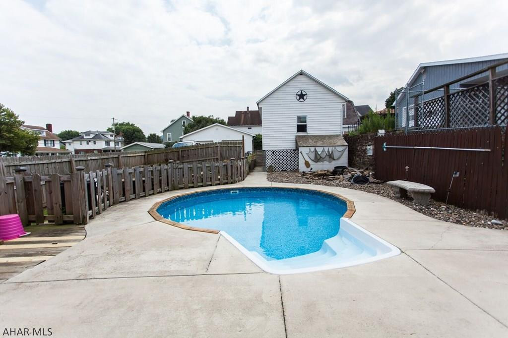 Unknown - Residential