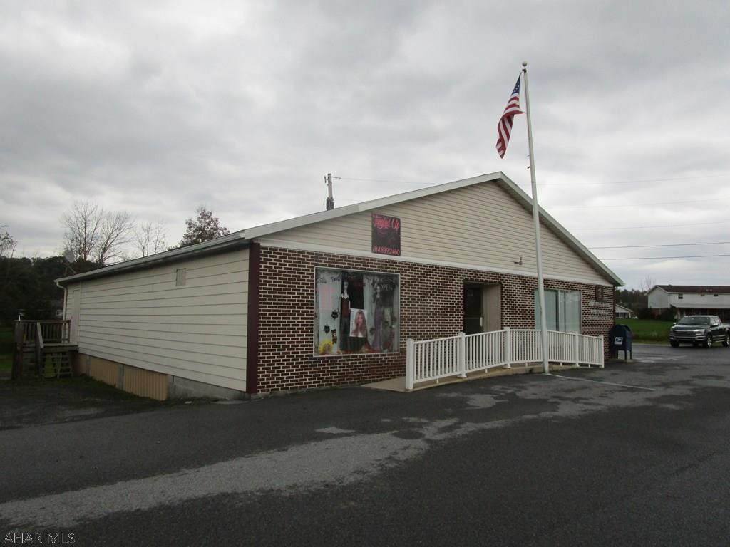 Unknown - Commercial Sale