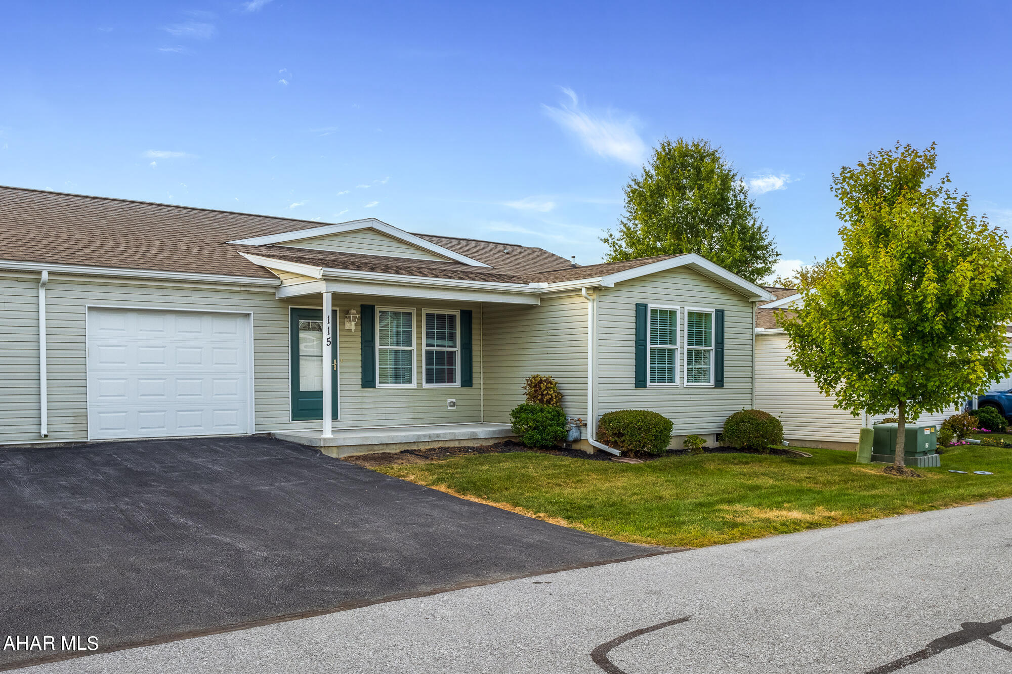 Deer Meadow 55+ Gated Community - Residential