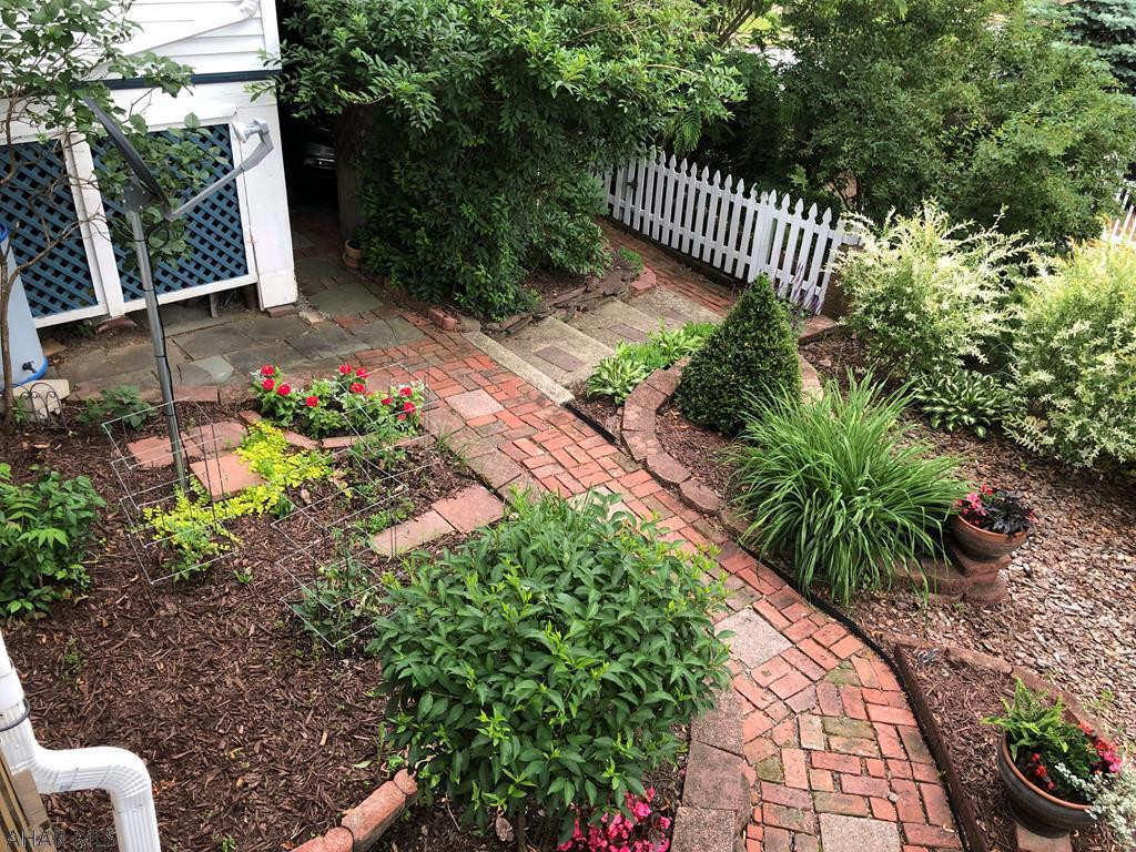 Hollidaysburg - Residential