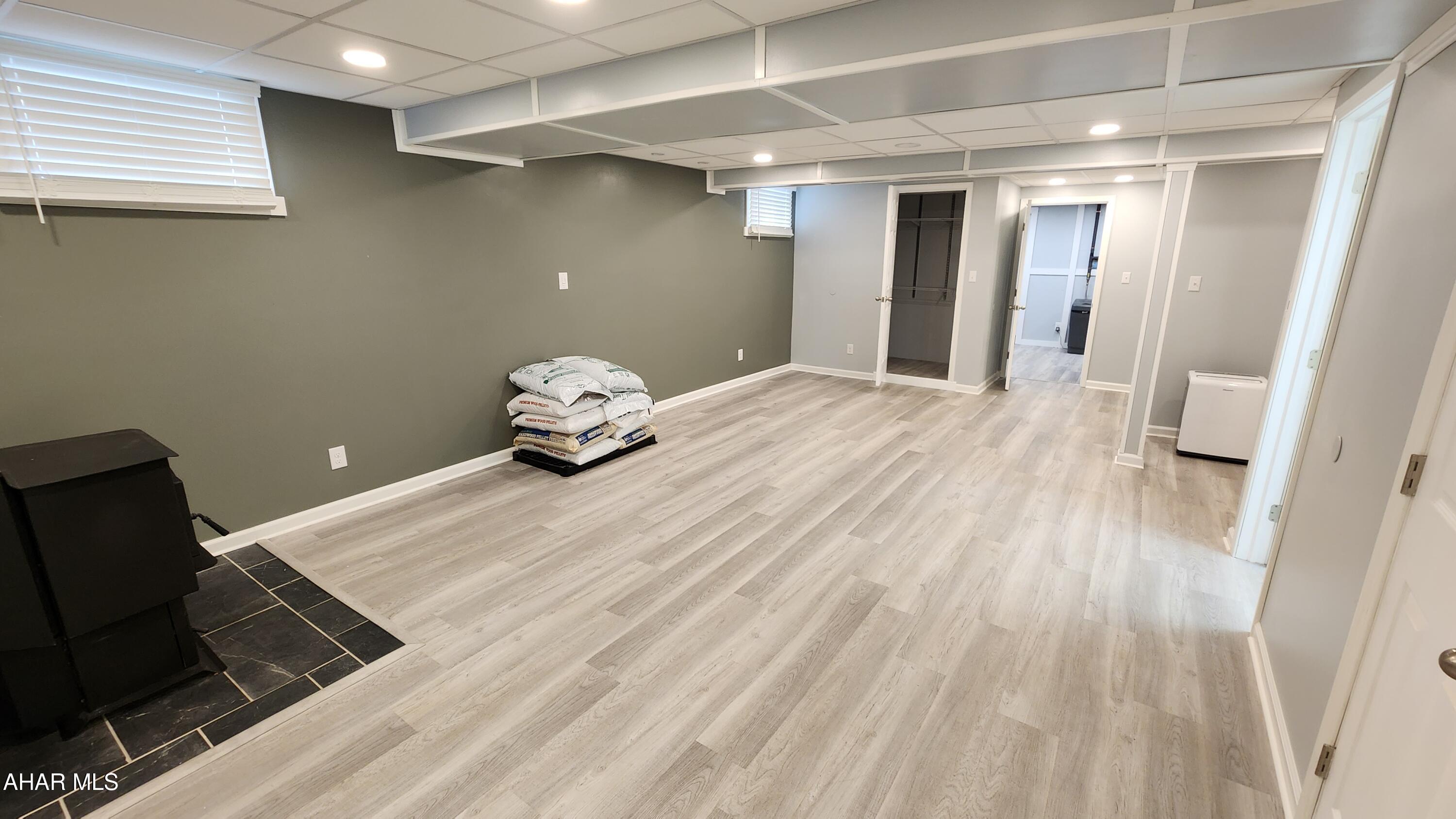 Glendale Yearound - Residential