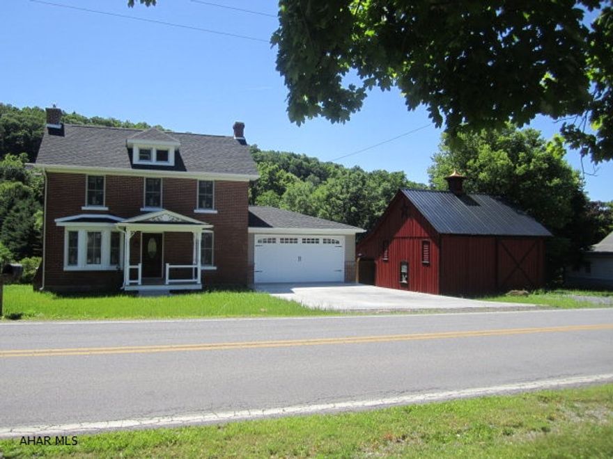 Beautiful completely renovated home on private 1.4 acre lot. The Barn is beautiful and also completely renovated.   This house is a must see.