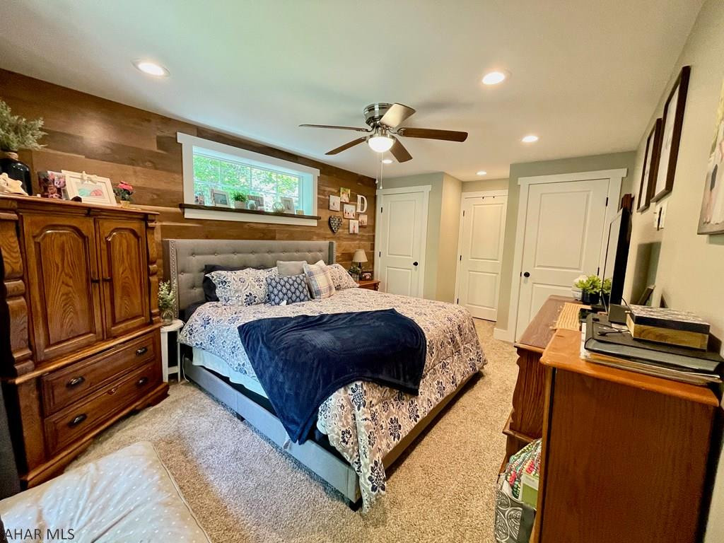 Glendale Yearound - Residential