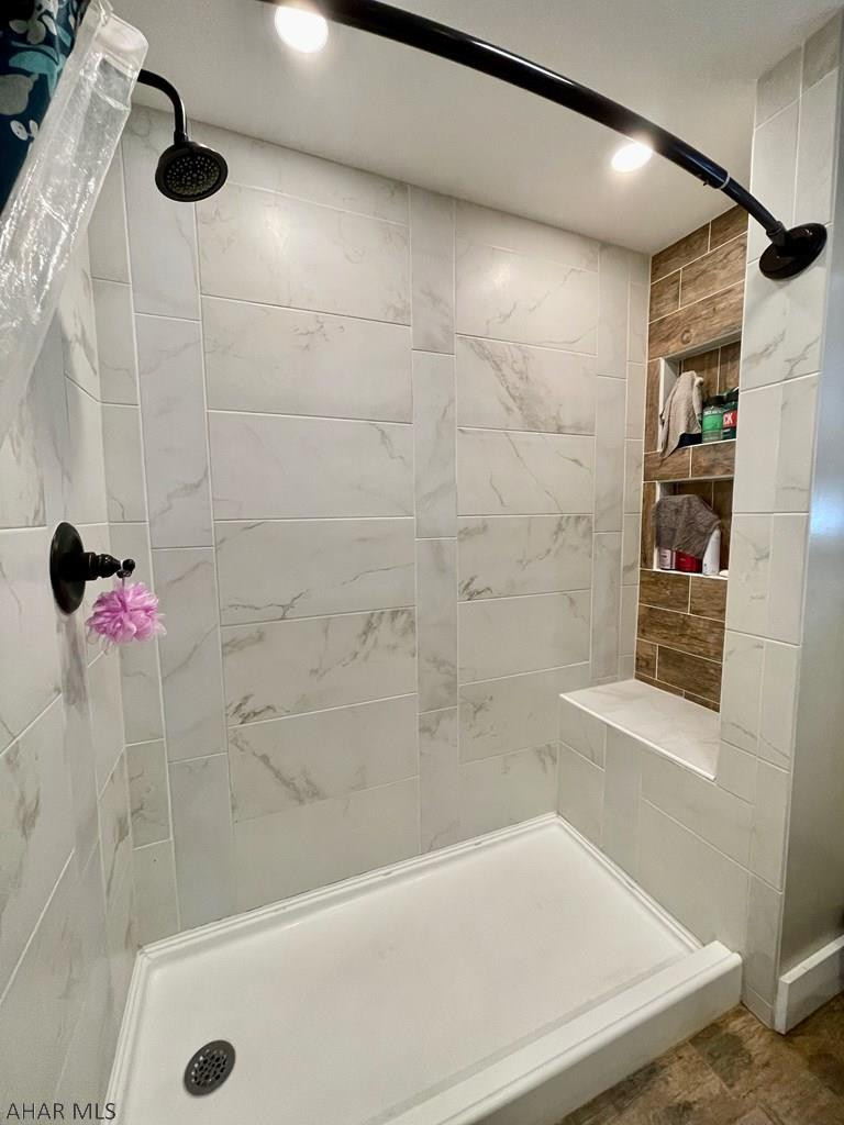 Glendale Yearound - Residential