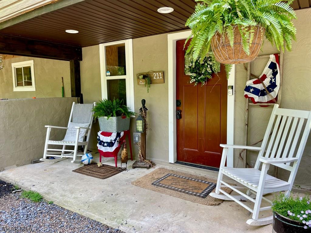 Glendale Yearound - Residential